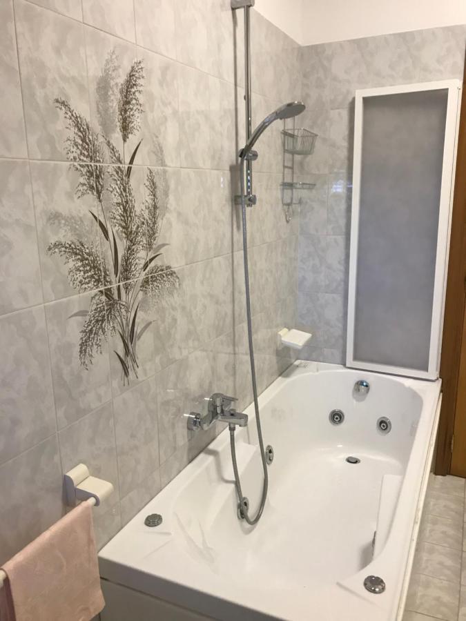 B&B Tra Gli Ulivi Rocca San Giovanni Ngoại thất bức ảnh